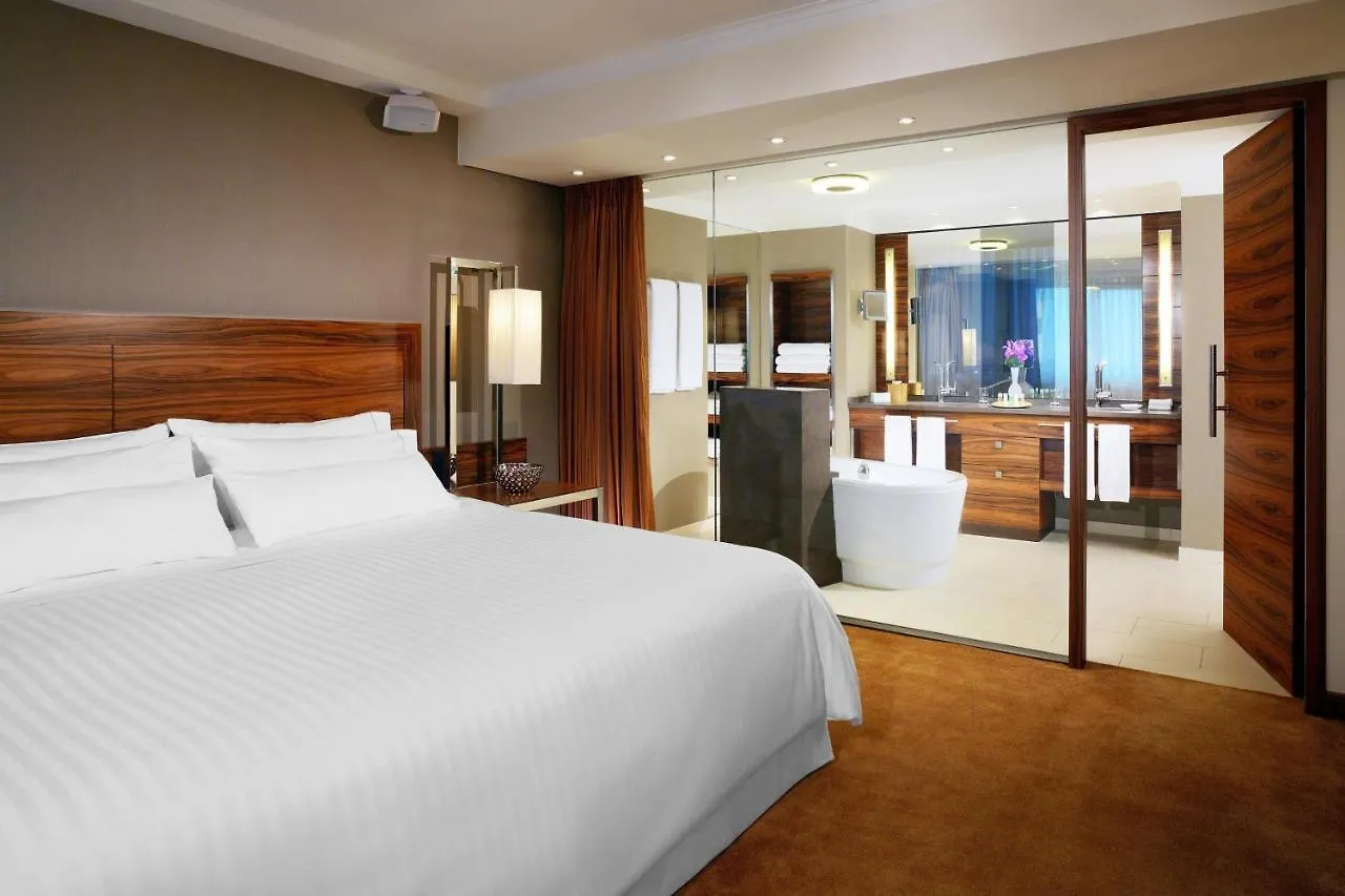 מלון The Westin Grand מינכן