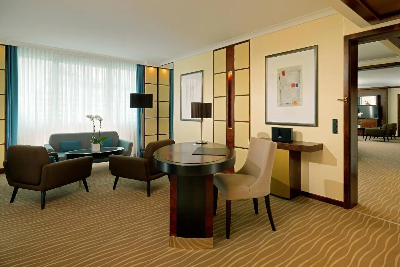 מלון The Westin Grand מינכן