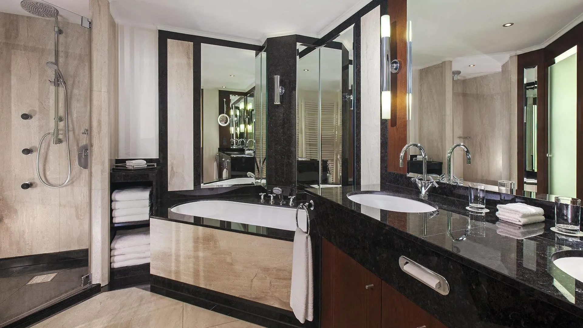 מלון The Westin Grand מינכן